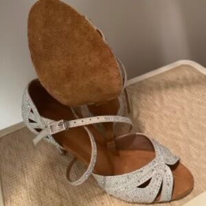 Silver shoes for ballroom dancing